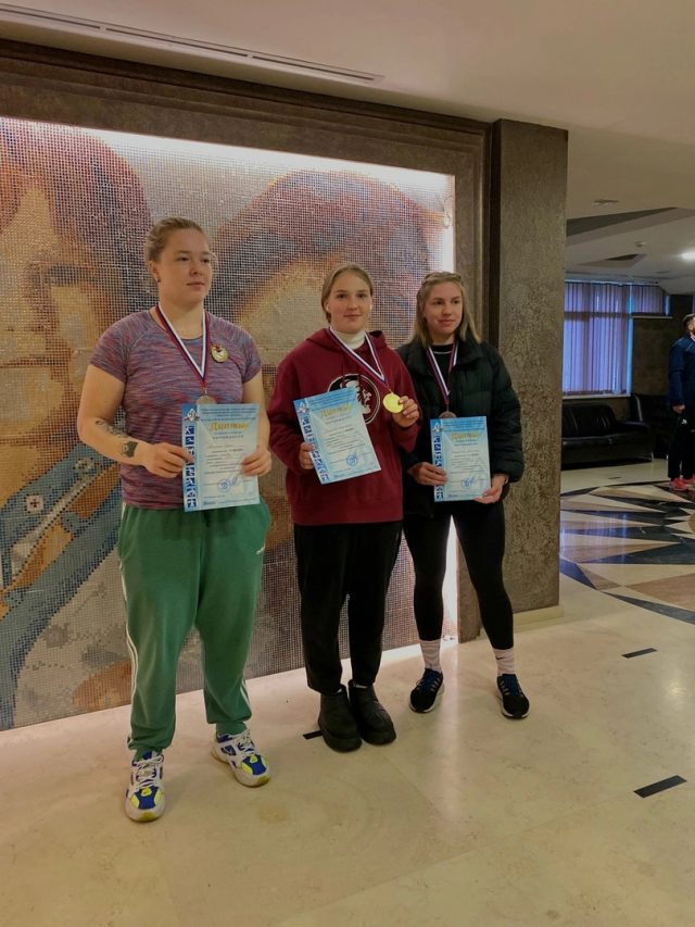 Рыбинская спортсменка взяла золото по метанию молота
