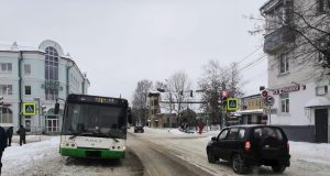 Поездка на общественном транспорте обернулась для жительницы Рыбинска серьезными травмами