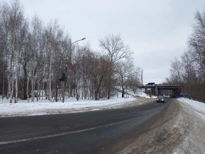 В Рыбинске устанавливают дополнительные светофоры у подъездов к мосту через Волгу