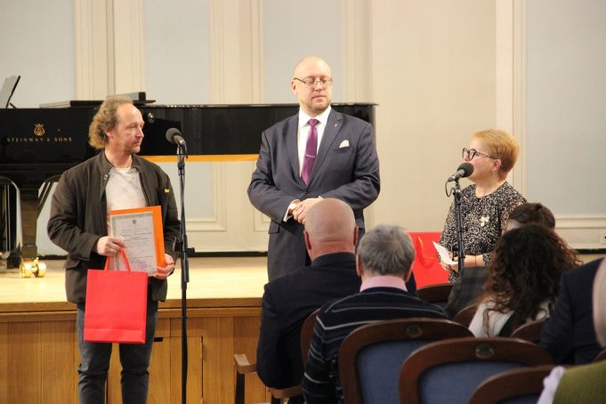 Мите Кузнецову вручили благодарственное письмо главы Российского императорского дома