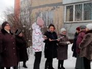 «О-о, тепленькая пошла!»