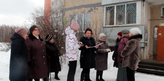 «О-о, тепленькая пошла!»