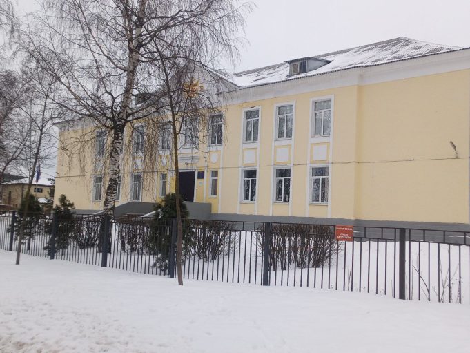 Ученики школы №24 смогут вернуться в родные стены в марте