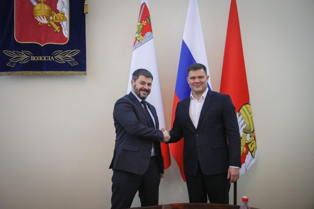 «Три дерева вместо одного». Глава Рыбинска взял на заметку опыт соседей после рабочего визита в Вологду