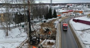 В поселке Искра Октября приступили к реконструкции моста через реку Коровку