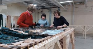 Жителей Рыбинска приглашают плести маскировочные сети: график мастерской