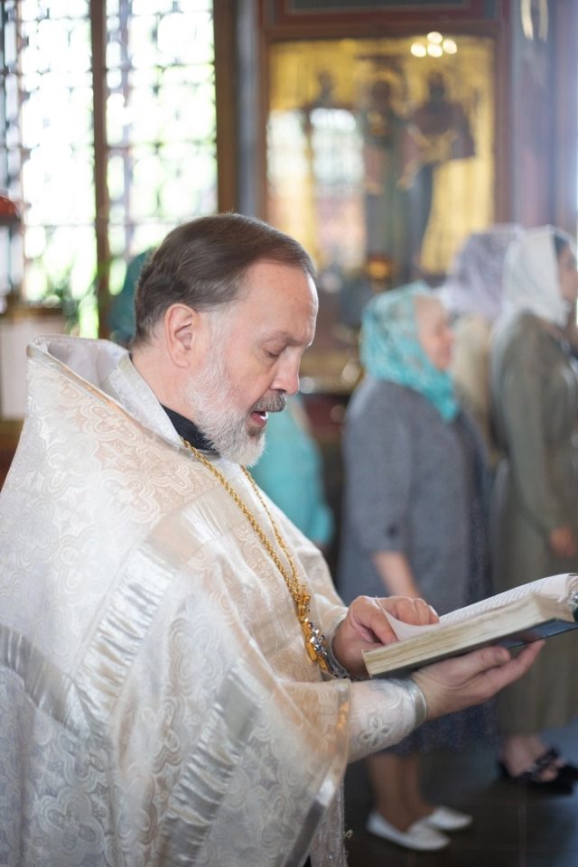 В Рыбинске простятся с протоиереем Игорем Петровым