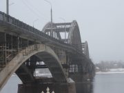 Для оформления ДТП на Волжском мосту организуют три площадки