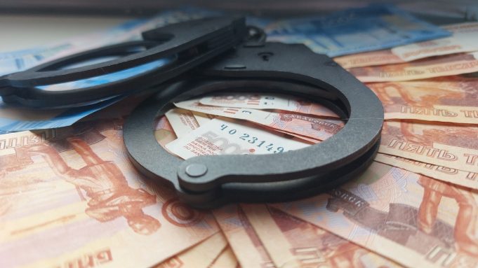 Житель Рыбинска получил штраф за угрозу убить полицейского