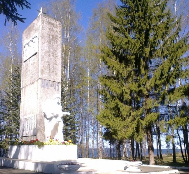 На ремонт парковой стелы в Каменниках потратят более 3 млн. рублей