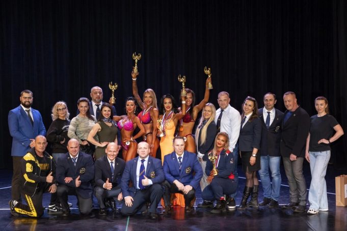 Жительница Рыбинска взяла награды на Кубке Ростова Великого по бодибилдингу и фитнесу