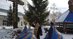 В рыбинской ИК-2 освятили купола храма Рождества Пресвятой Богородицы