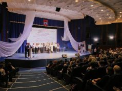 В Рыбинске отметили лучших учеников городских школ и их наставников