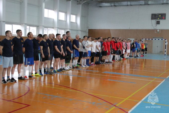 Рыбинские пожарные стали призерами соревнований по футболу
