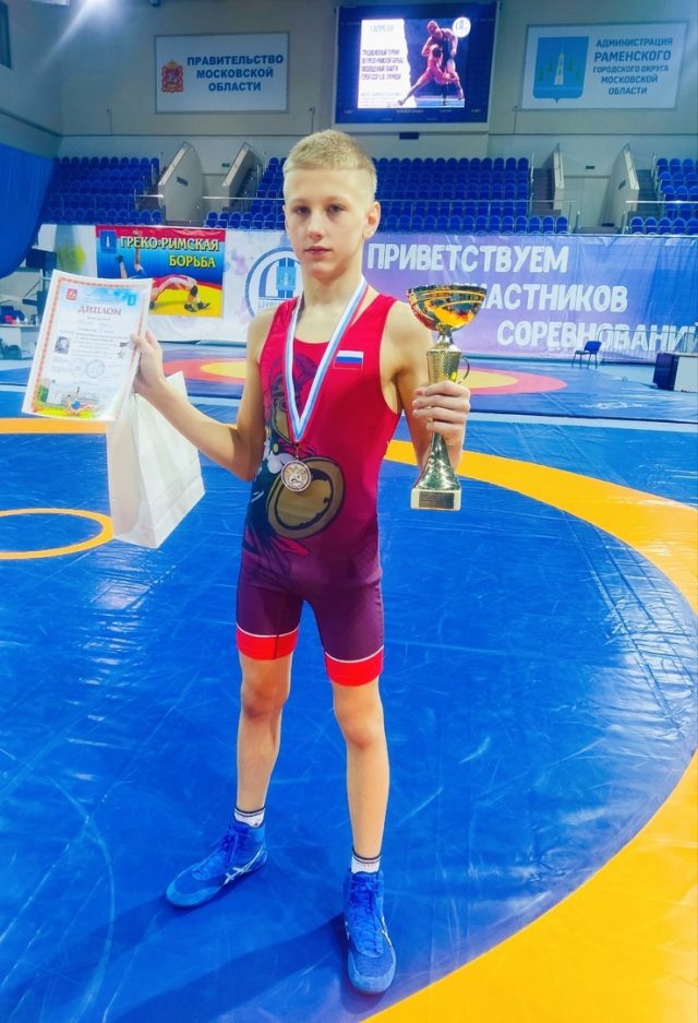 Юный рыбинец стал призером турнира по греко-римской борьбе