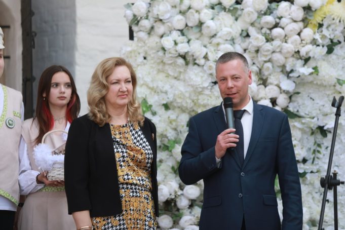 Благотворительные ярмарки и уроки милосердия проходят в регионе в рамках акции «Белый цветок»