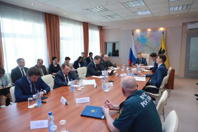 Михаил Евраев поручил оборудовать ярославские больницы кондиционерами