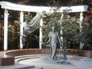 Михаил Евраев: «В 2023 году подсветим более 60 зданий в Ярославле и области»