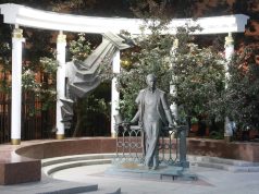 Михаил Евраев: «В 2023 году подсветим более 60 зданий в Ярославле и области»