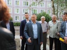 Михаил Евраев поручил муниципальным властям помочь жителям добавить в благоустройство дворов новые элементы
