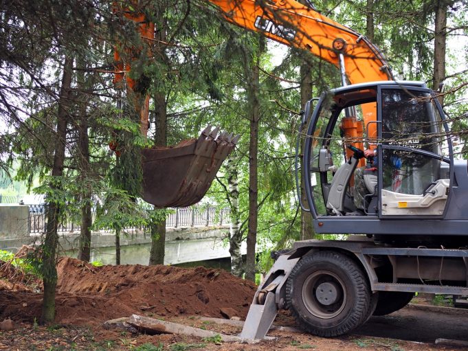 На Бульварной улице начались работы по перекладке сетей