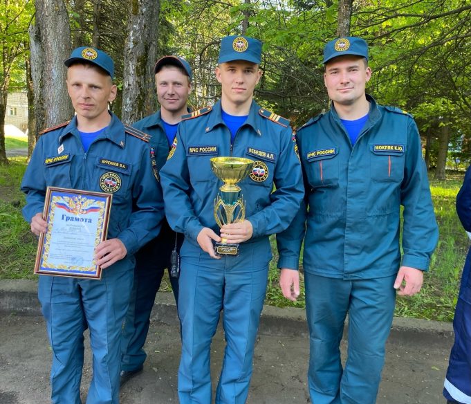 Рыбинские пожарные показали себя на высоте