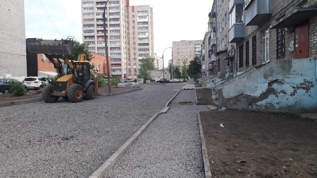 Благоустройство дворов в Рыбинске должны завершить к 1 августа