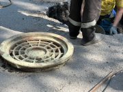 В Рыбинске проводят мониторинг колодцев ливневой канализации