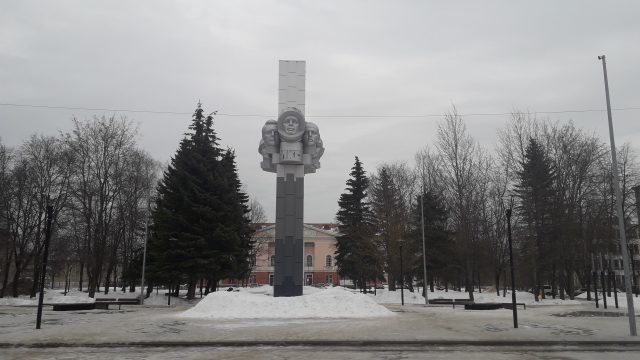 На Комсомольской площади в День Победы организуют праздничные акции