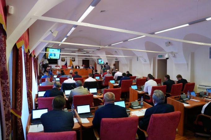 Дума приняла поправки в закон об административных нарушениях