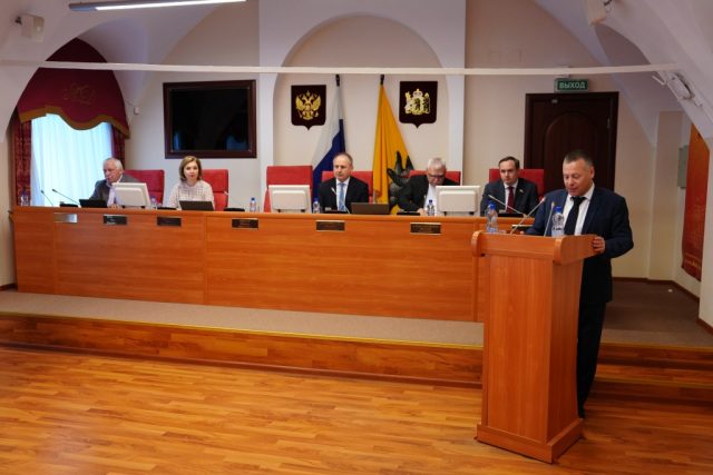 Ярославская область вышла на третье место в ЦФО по уровню зарплат