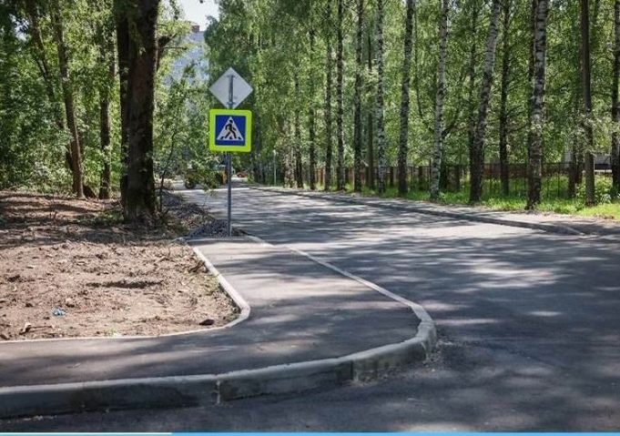 В Больничном городке Рыбинска завершают ремонт дороги