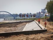 Берегоукрепление у «Полета» возобновилось