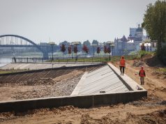 Берегоукрепление у «Полета» возобновилось