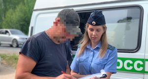 Судебные приставы совместно с сотрудниками ГИБДД проверили водителей Рыбинска на наличие долгов