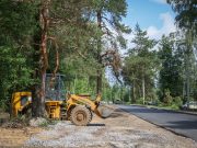 Ремонт проезда к горбольнице в Волжском микрорайоне завершается