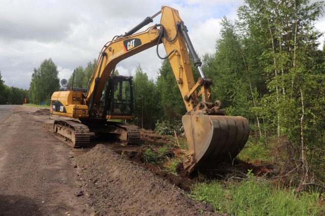 Проблемные участки дороги Мышкин – станция Волга – Шестихино приводят в порядок