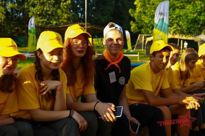 Дети из подшефного Акимовского района Запорожья отдохнут в Ярославской области