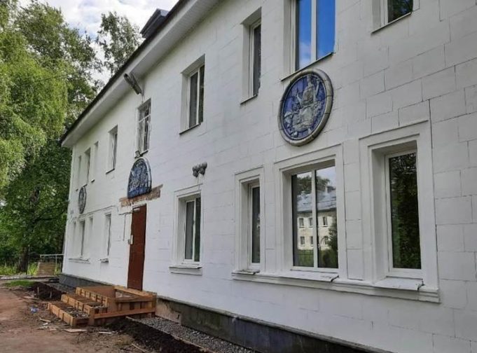 В Переборах ремонтируют музыкальную школу