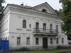 Детский центр туризма останется на улице Чкалова