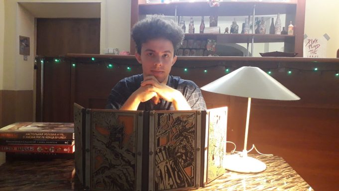 Театр за столом