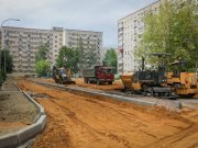 В Рыбинске ремонтируют один из самых крупных дворов этого года