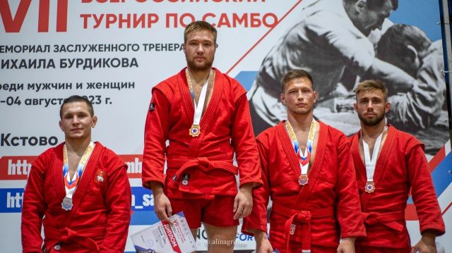 Самбист из Рыбинска взял бронзу на международном турнире