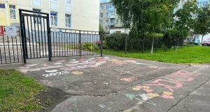 На проспекте Серова отремонтируют еще одну пешеходную зону