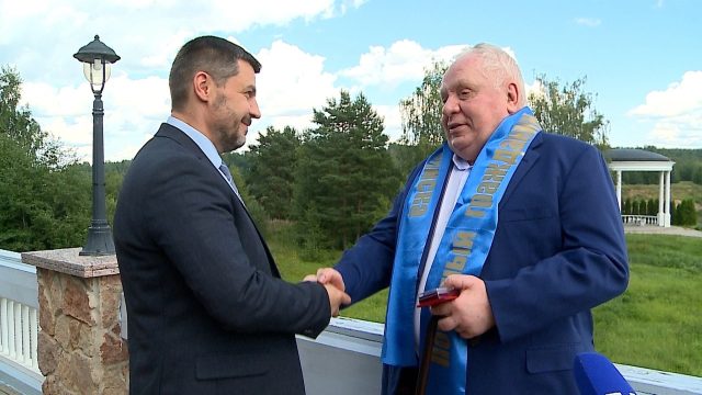 Виктору Тырышкину вручили знак «Почетного гражданина города Рыбинска»