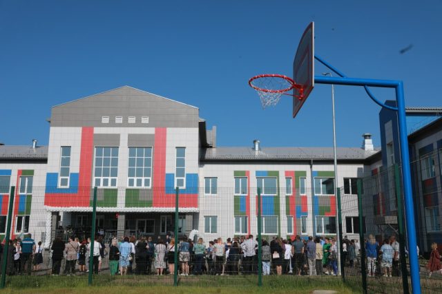 В Вощажниково в День знаний открыли школу