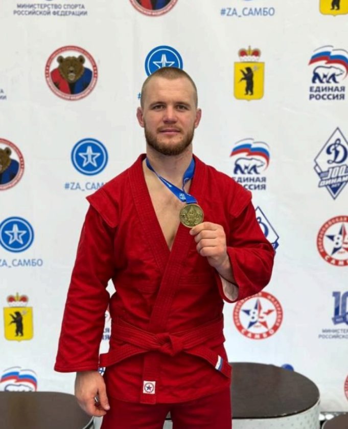 Антон Коновалов завоевал золото на Всероссийском турнире в Ярославле