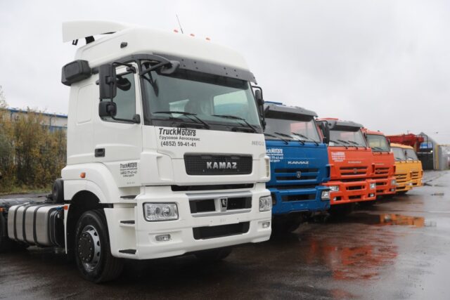 Михаил Евраев рассказал о перспективах сотрудничества региона с «КамАЗ»