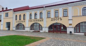 В Рыбинске открылась художественная выставка «Я и дети»