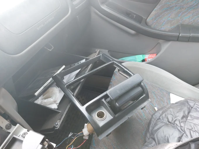 В Рыбинске орудовали автомобильные воры